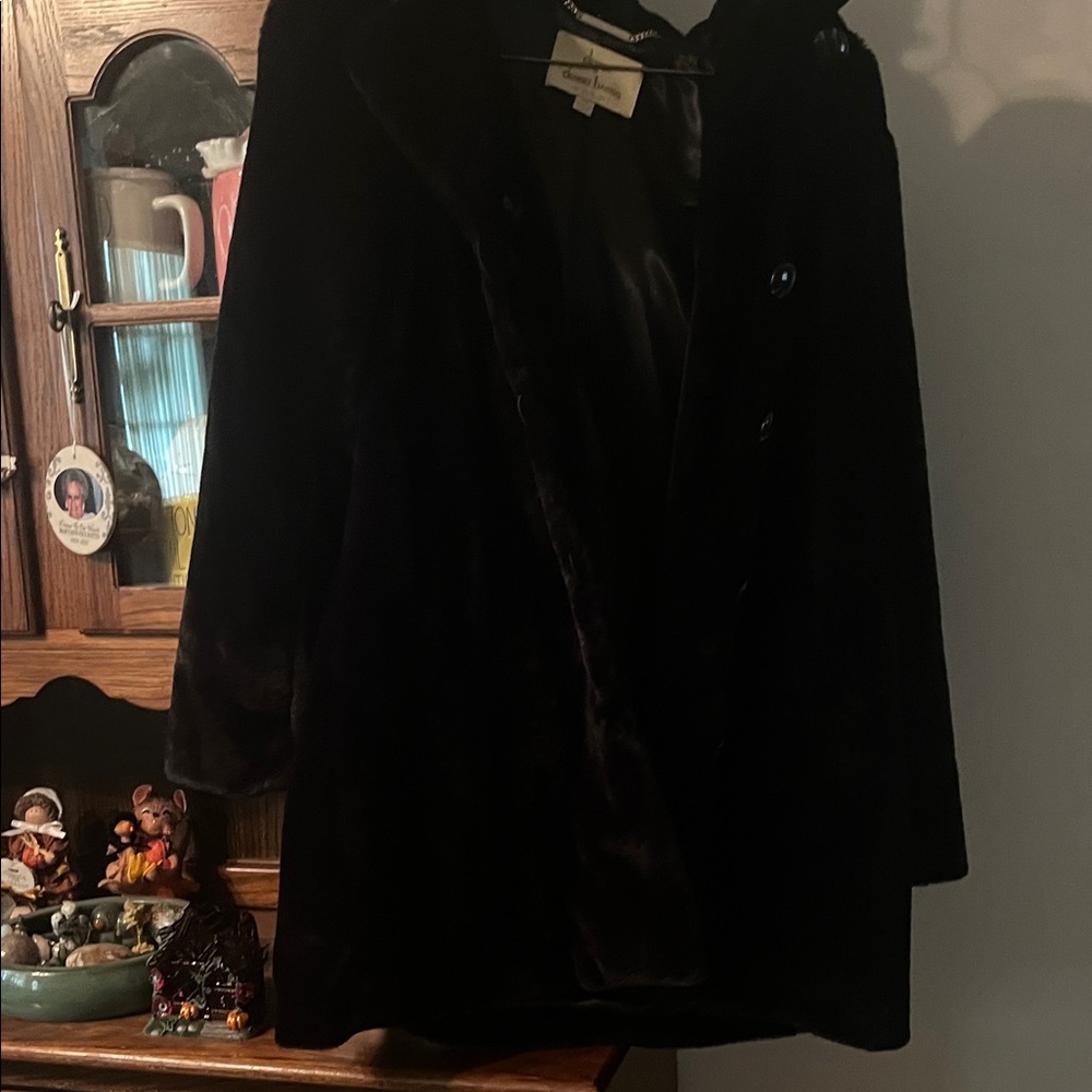 Dennis Basso Women's Black Teddy Jacket w removable hood very gently worn